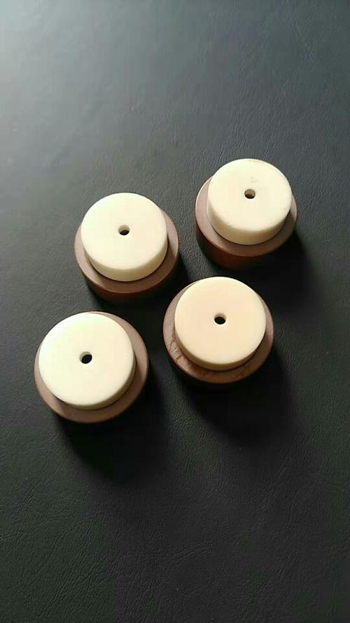 介质谐振器 微波介质器件 滤波器瓷座